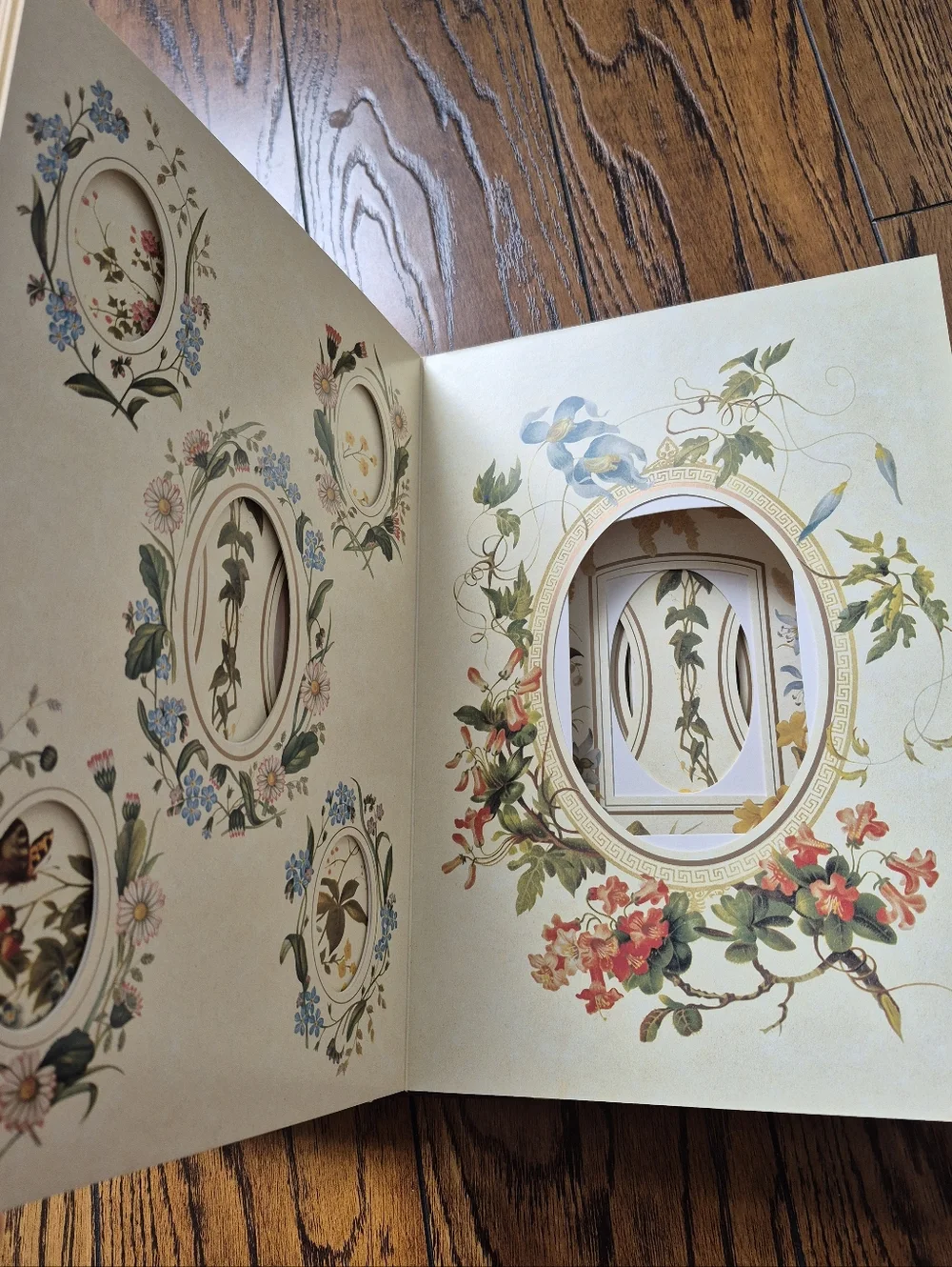 Victorian Photo Album - Picture 4 of 5